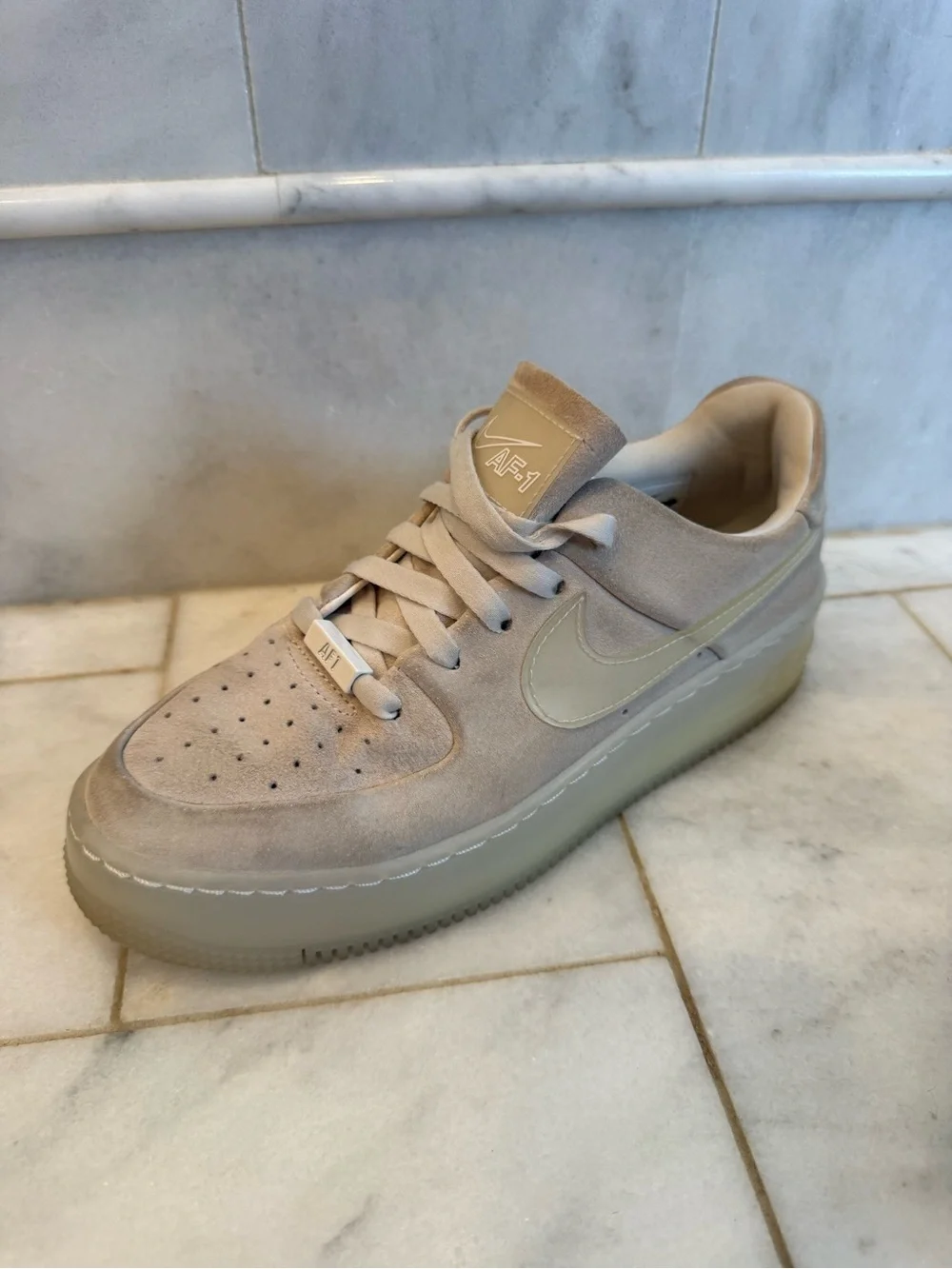 Suede Nike Air Force 1 Phantom sneakers in sage w/ translucent platform sole